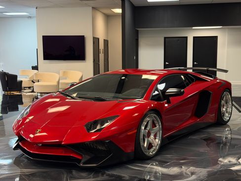 Used 2016 Lamborghini Aventador LP 750-4 Superveloce AWD/4WD image 16