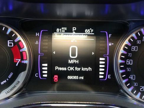 Used 2016 Chrysler 200 S AWD/4WD image 22
