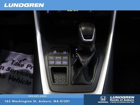 Used 2019 Toyota RAV4 XLE w/ Convenience Package AWD/4WD image 25
