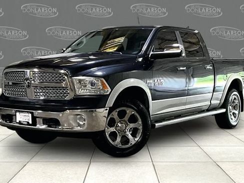 Used 2015 RAM 1500 Laramie w/ Convenience Group AWD/4WD image 3