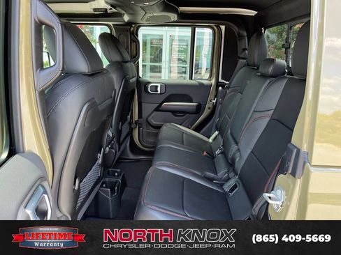 New 2026 Jeep Gladiator Rubicon AWD/4WD image 13
