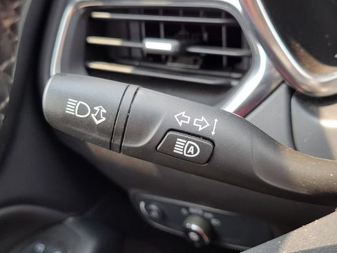 Used 2024 Chevrolet Equinox LT AWD/4WD image 29