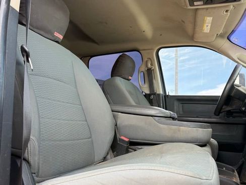 Used 2017 RAM 2500 Tradesman w/ Chrome Appearance Group image 12