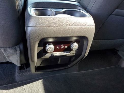 New 2026 GMC Acadia Elevation image 16