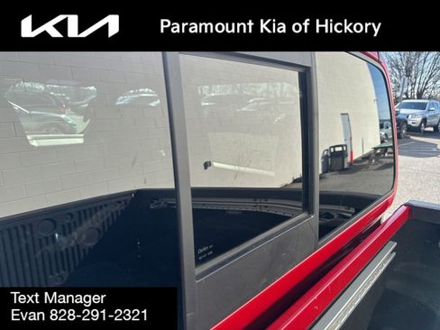 Used 2022 Nissan Frontier PRO-4X image 13