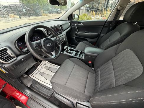 Used 2019 Kia Sportage LX AWD/4WD image 7