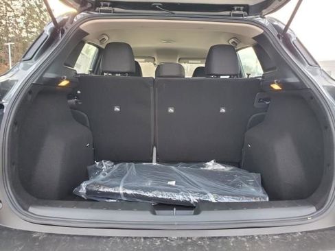 New 2026 Nissan Kicks S image 17