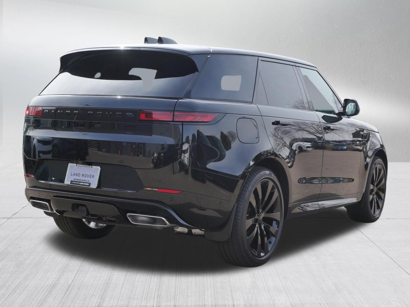 New 2026 Land Rover Range Rover Sport Dynamic SE AWD/4WD image 2
