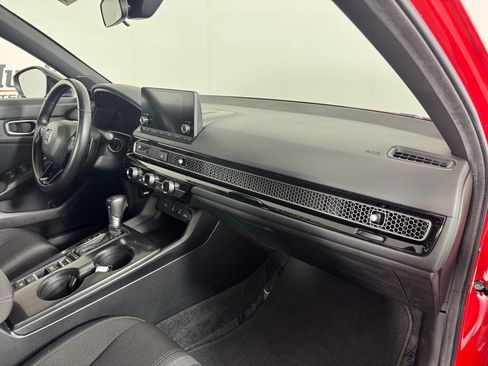 Used 2025 Honda Civic Sport image 33