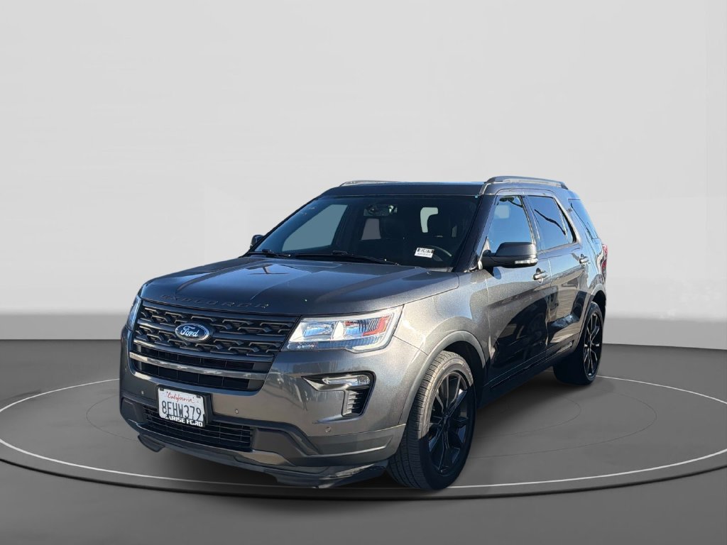 Used 2018 Ford Explorer XLT w/ Equipment Group 202A FWD image 1