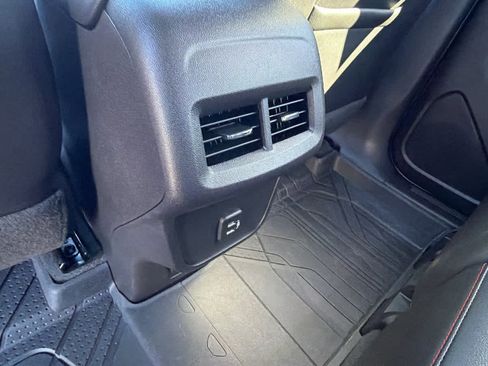 Used 2024 Chevrolet Equinox RS w/ RS Plus Package image 25