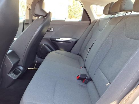 Certified 2025 Kia K4 FWD image 11
