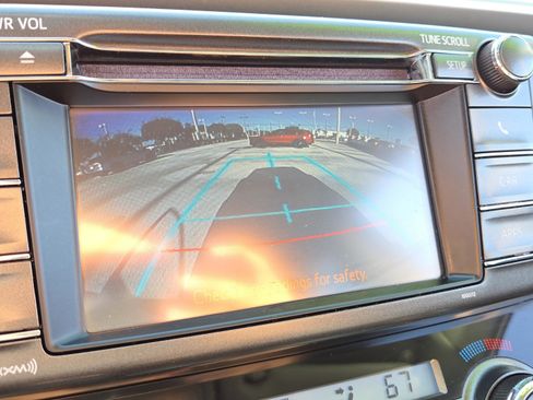 Used 2013 Toyota RAV4 Limited image 26