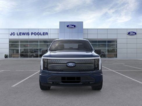 New 2025 Ford F150 Lightning XLT w/ Max Trailer Tow Package image 7
