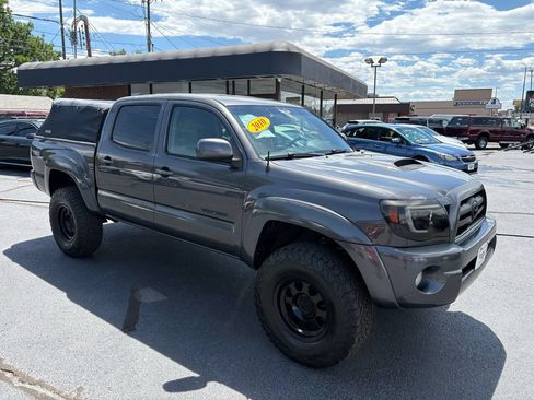 Used 2010 Toyota Tacoma 4x4 Double Cab image 5