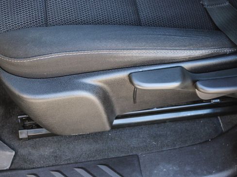 Used 2023 Chevrolet Colorado LT image 23