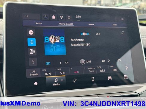 Used 2024 Jeep Compass Trailhawk image 33