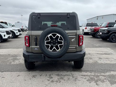 New 2026 Ford Bronco Outer Banks image 4