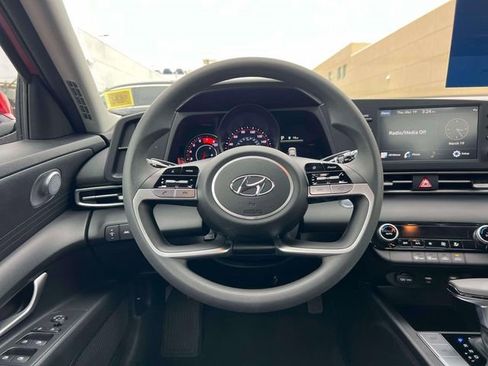 Certified 2023 Hyundai Elantra SEL image 14