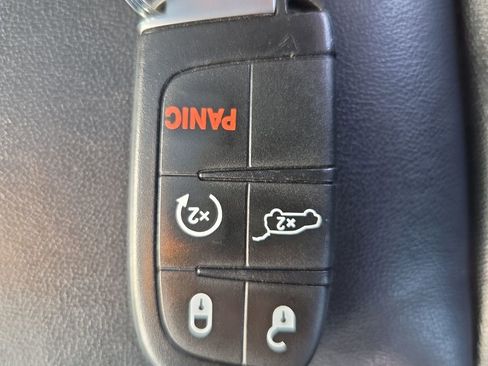 Used 2022 Jeep Grand Cherokee Limited AWD/4WD image 34
