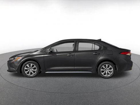 Used 2025 Toyota Corolla LE FWD image 3