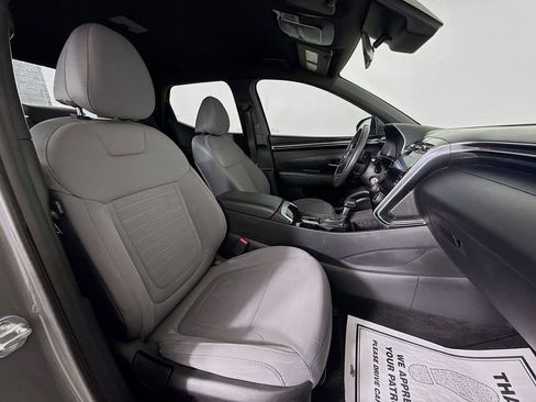 Used 2023 Hyundai Santa Cruz SE image 25