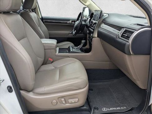 Used 2022 Lexus GX 460 Premium image 22