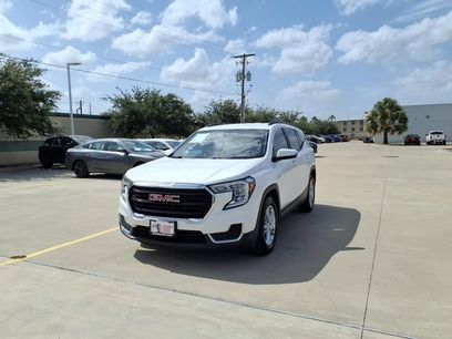 Used 2022 GMC Terrain SLE w/ Driver Convenience Package