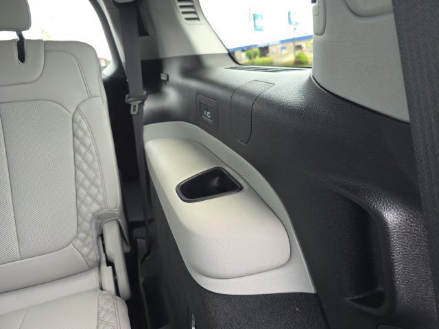 Used 2023 Jeep Grand Cherokee L Summit w/ Advanced Protech Group IV AWD/4WD image 42