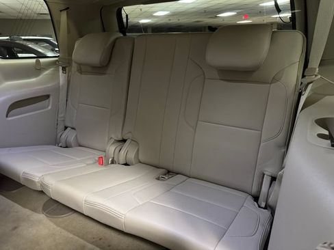 Used 2015 GMC Yukon Denali RWD image 22