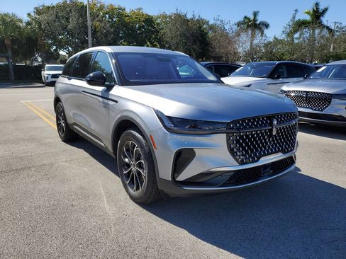 New 2026 Lincoln Nautilus Premier AWD/4WD image 31