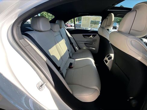 Used 2025 Mercedes-Benz C 300 4MATIC Sedan image 20