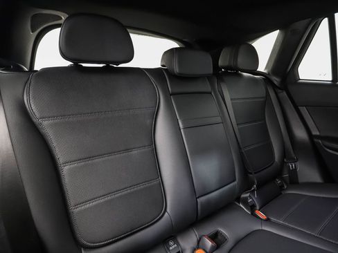 Used 2025 Mercedes-Benz GLC 350e 4MATIC image 27