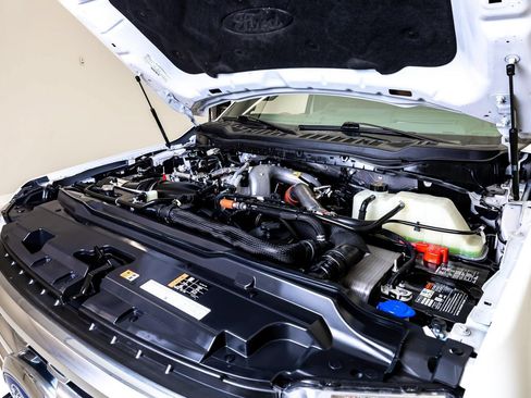 Used 2024 Ford F250 Platinum AWD/4WD image 30