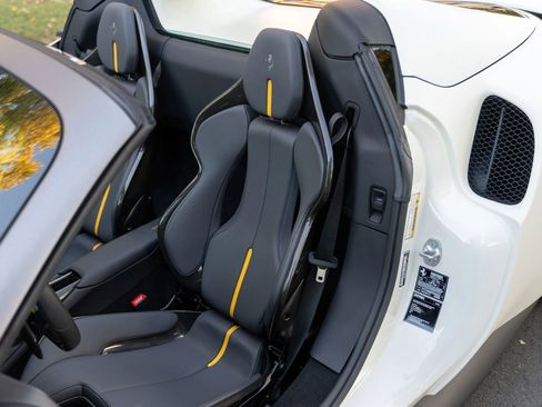 Used 2023 Ferrari 296 GTS image 22