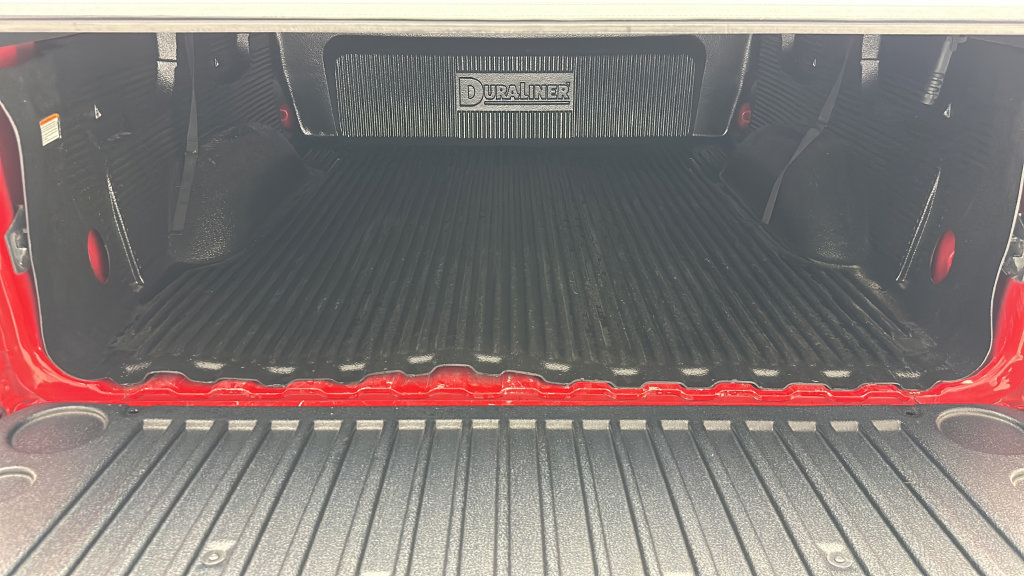 Used 2018 Chevrolet Silverado 1500 LT w/ All Star Edition AWD/4WD image 9