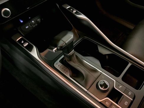 Used 2024 Kia Sorento S image 17