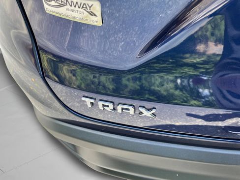 Used 2024 Chevrolet Trax LS FWD image 29