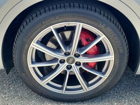 Certified 2023 Audi SQ5 Prestige w/ Prestige Package image 9