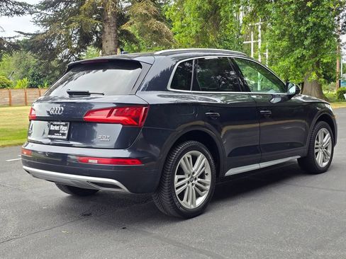 Used 2018 Audi Q5 2.0T Premium Plus w/ Premium Plus Package AWD/4WD image 6