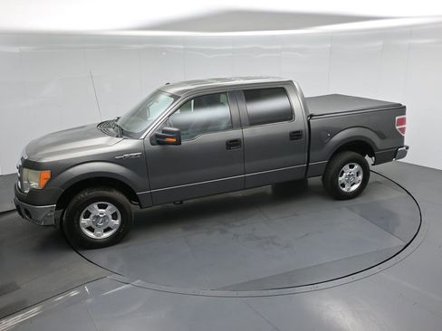 Used 2013 Ford F150 XLT w/ Mid Equipment Group image 40