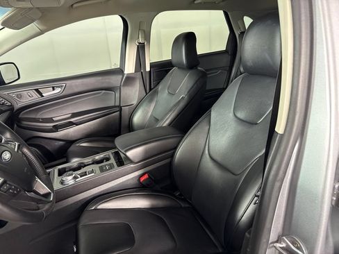 Used 2022 Ford Edge Titanium w/ Cargo Accessory Package AWD/4WD image 15