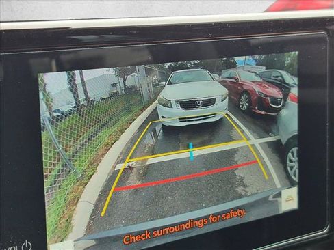 Used 2024 Toyota RAV4 XLE FWD image 6