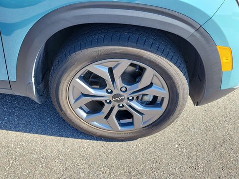 Certified 2024 Kia Seltos S AWD/4WD image 40