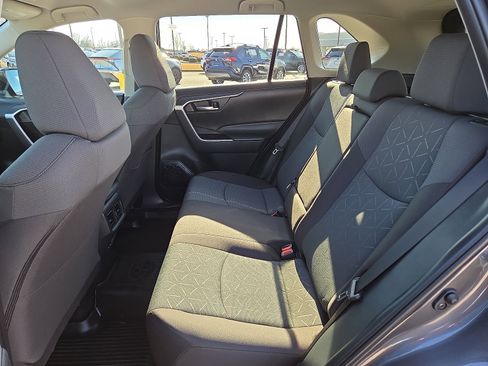 Used 2025 Toyota RAV4 XLE image 10