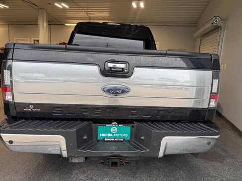 Used 2016 Ford F350 XLT w/ XLT Premium Package AWD/4WD image 7