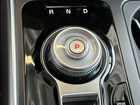 New 2026 Kia Carnival SX w/ SX Dark Edition Package FWD image 22