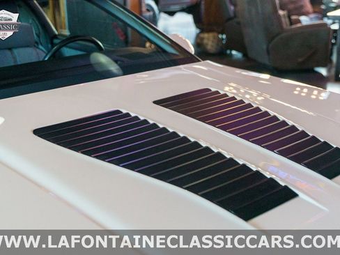 Used 1990 Chevrolet Camaro IROC-Z image 26