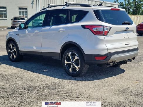Used 2018 Ford Escape SEL AWD/4WD image 3