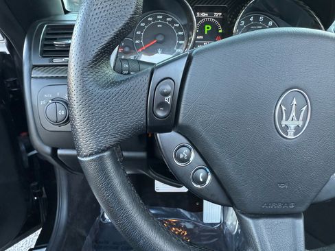 Used 2017 Maserati GranTurismo MC image 21